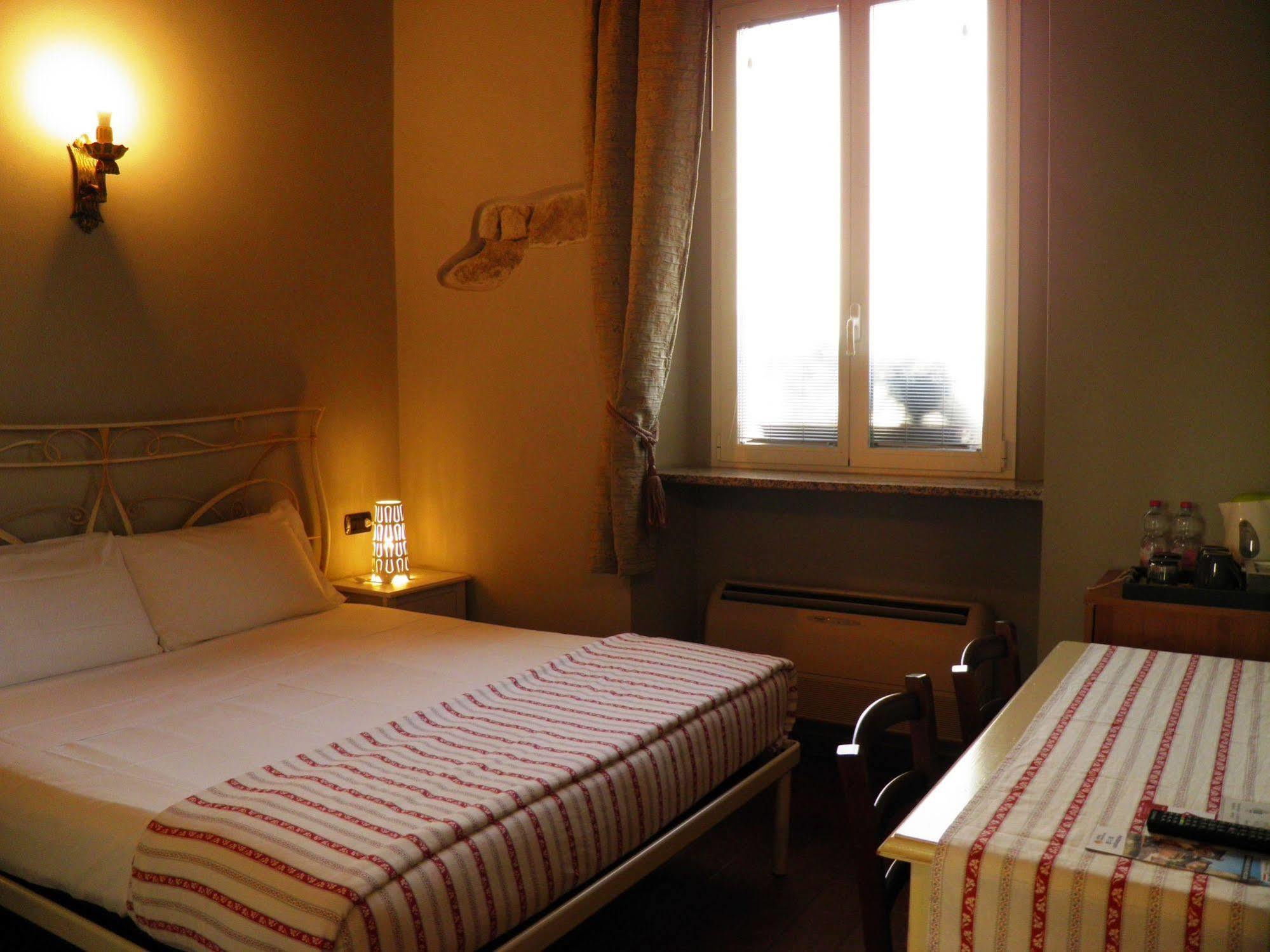 Bed and Breakfast In Centro Charme Bérgamo Exterior foto